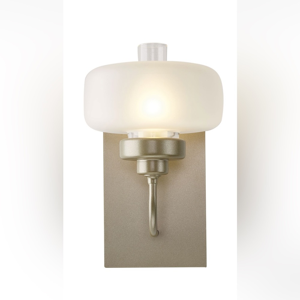 Hubbardton Forge Nola Wall Light Sconce Modern Contemporary missing mounting box